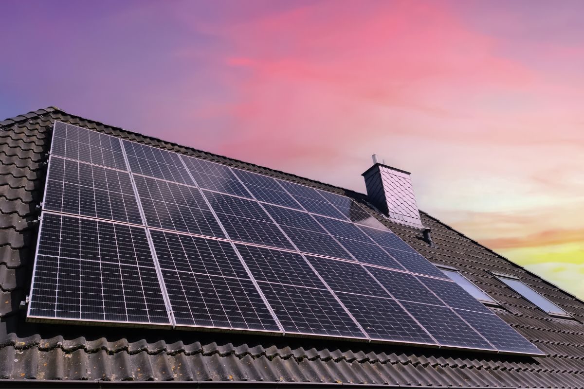 can solar panels increase property value palm desert